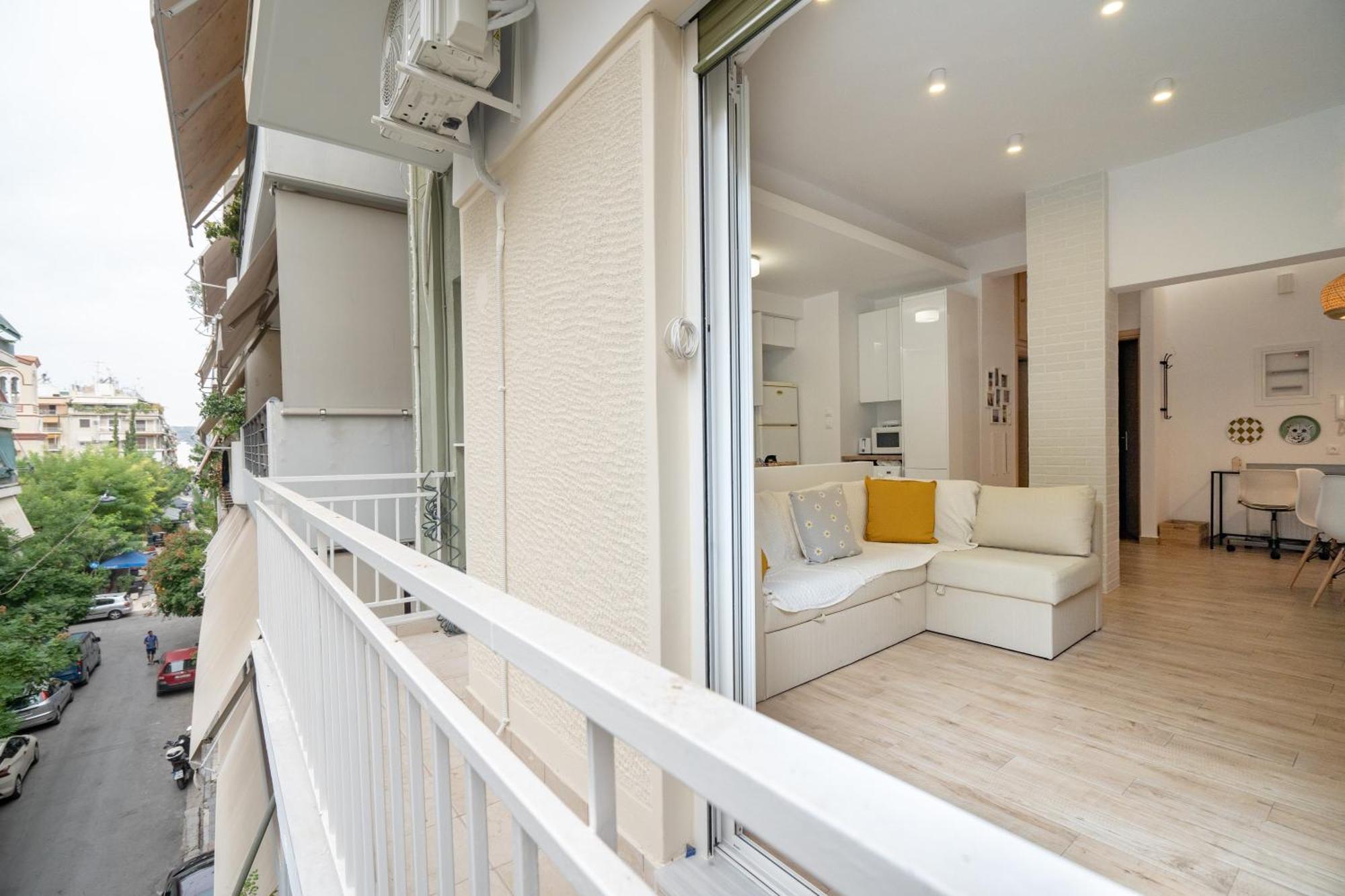 Athens Central Train Station Flat For 4 Persons Exterior photo