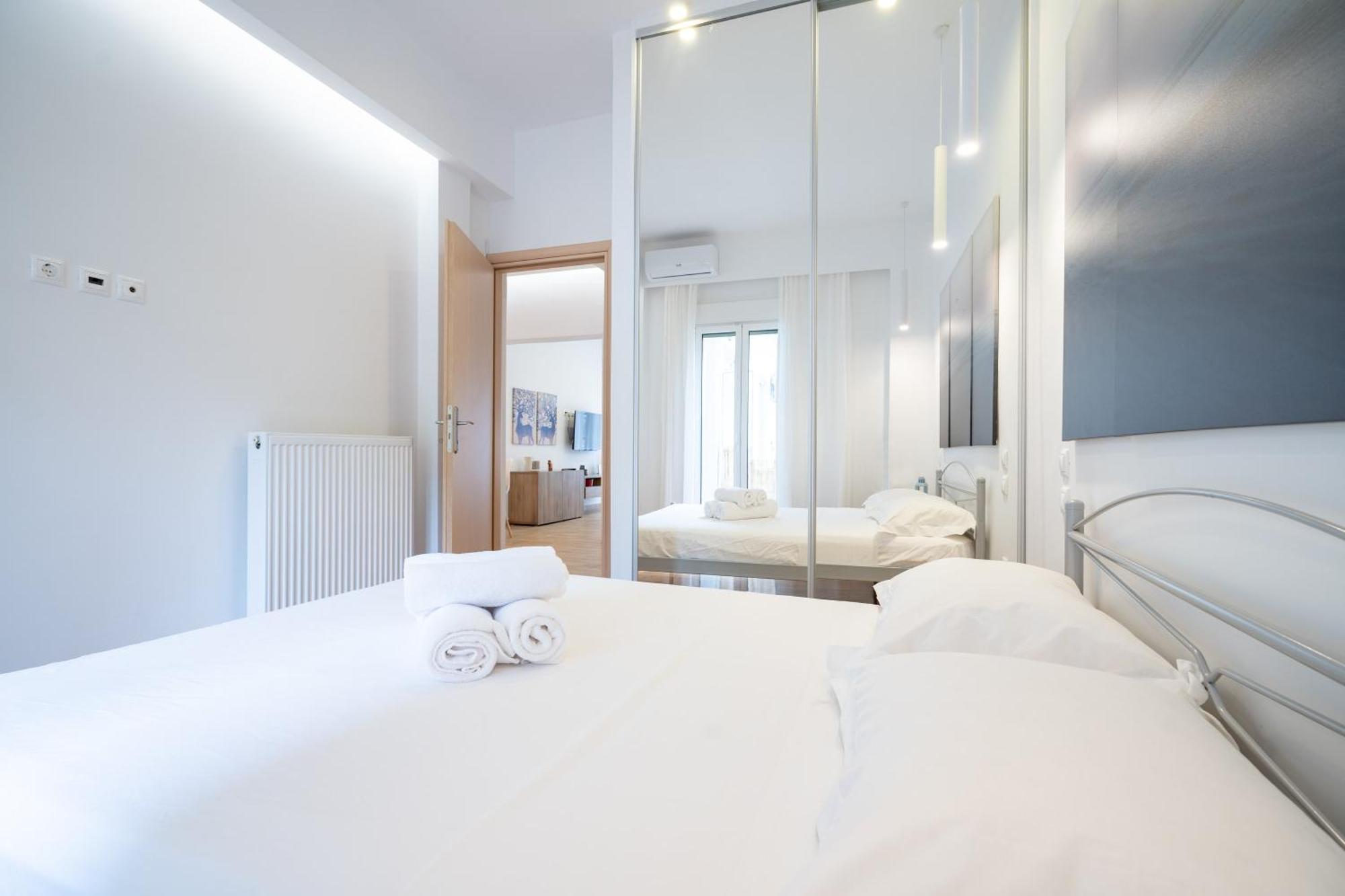 Athens Central Train Station Flat For 4 Persons Exterior photo
